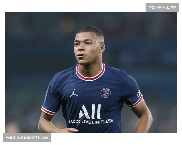 巴黎圣日耳曼4-1大胜斯特拉斯堡，姆巴佩参与全部四粒进球